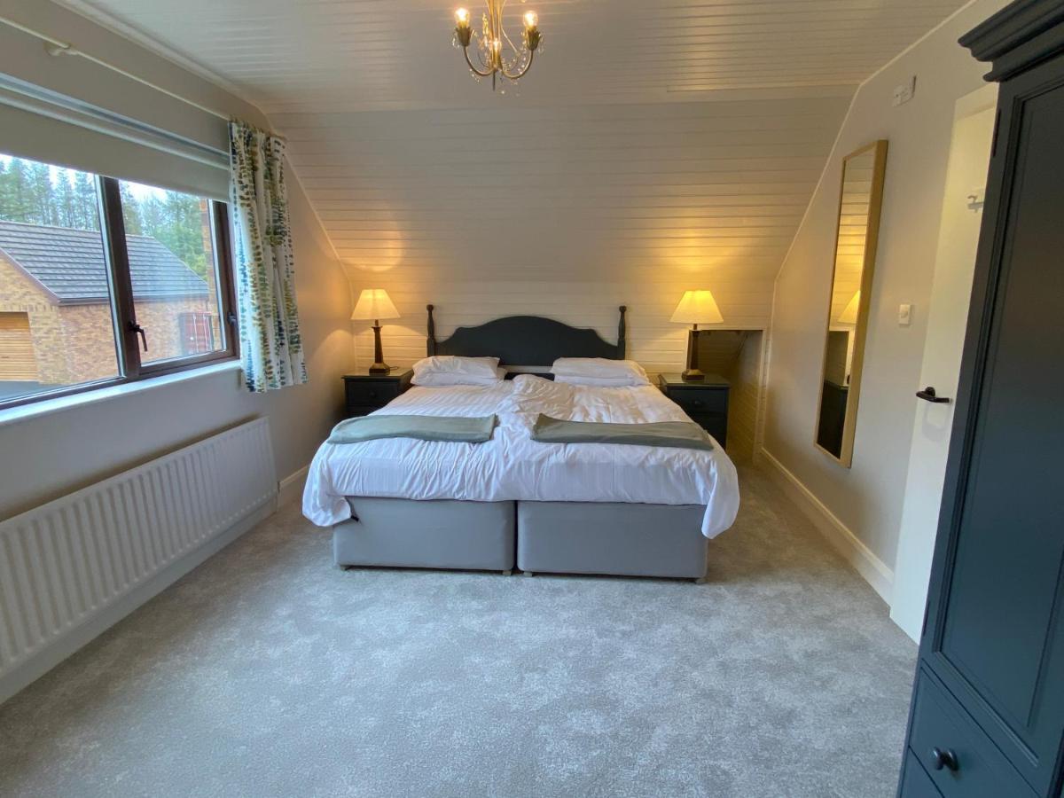 Tullybay Holiday Homes Ngoại thất bức ảnh