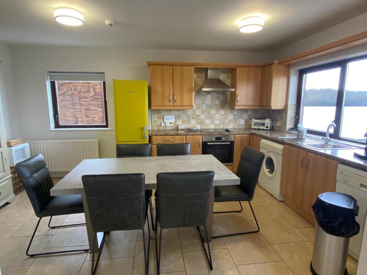 Tullybay Holiday Homes Ngoại thất bức ảnh